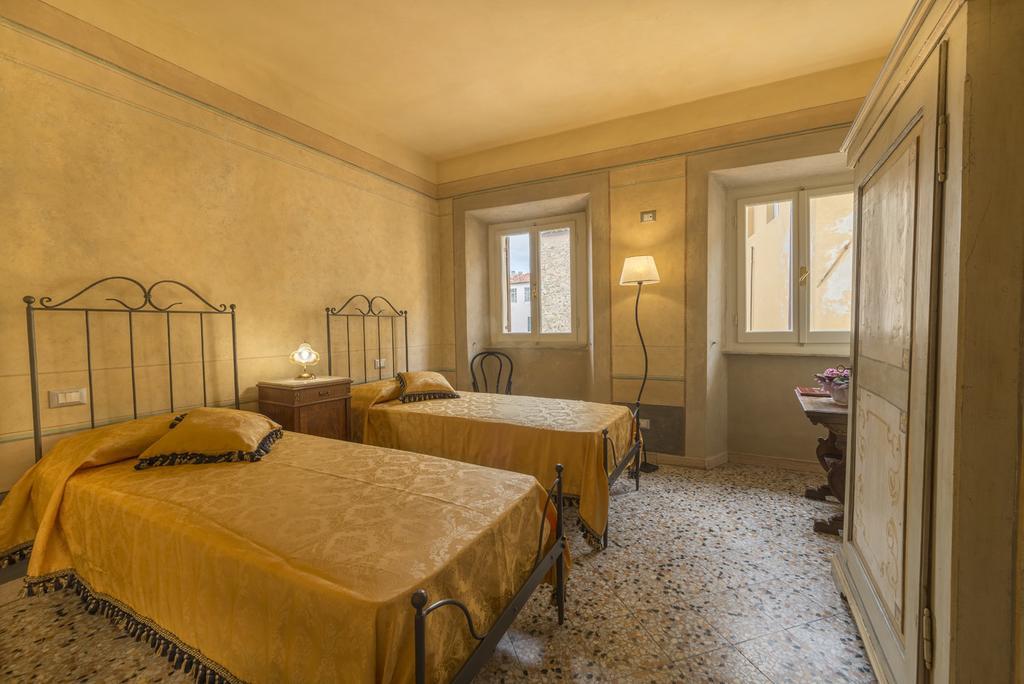 I Bei Ricordi - Historic Centre Apartment 6 Arezzo Eksteriør bilde